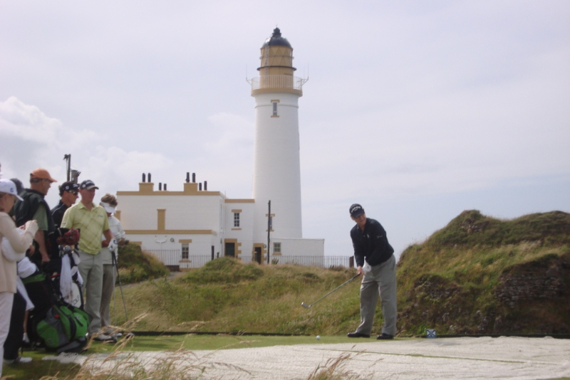 a-tom-watson-w-turnberry-lighthouse
