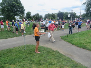 In the zone, Sutherland walks past and passes on a Lupo's spiedie on the way to the 14th tee.
