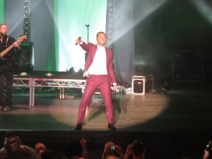 Outstanding performance by John Legend at an intimate setting at Bimbagen Winery in the Hunter Valley of Australia.